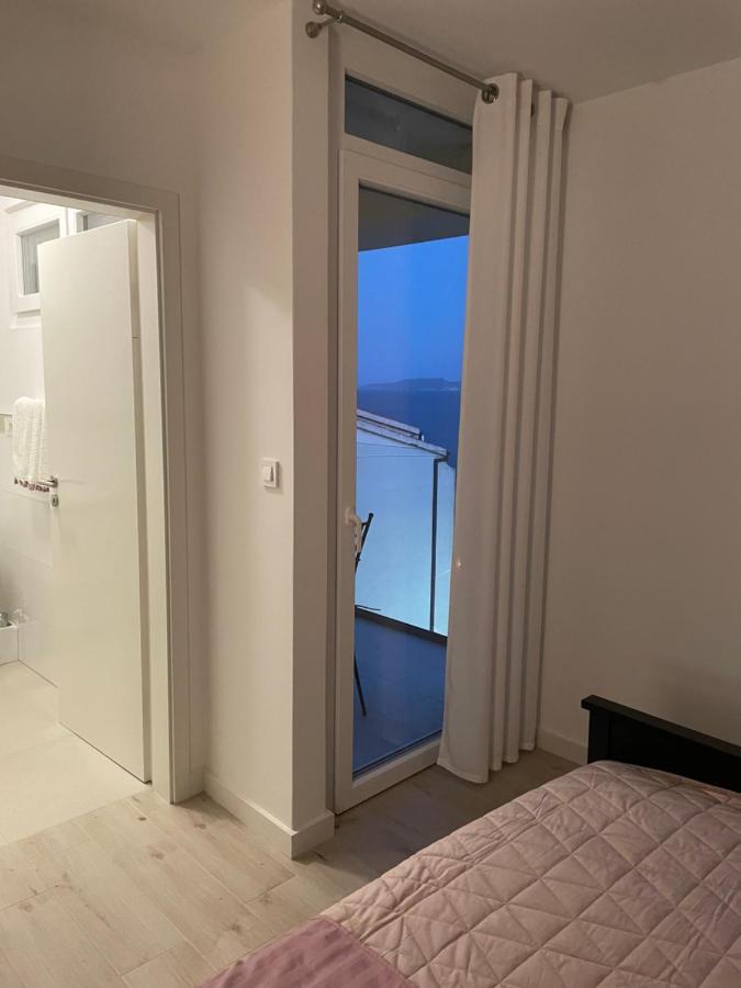 Apatmani Apartment